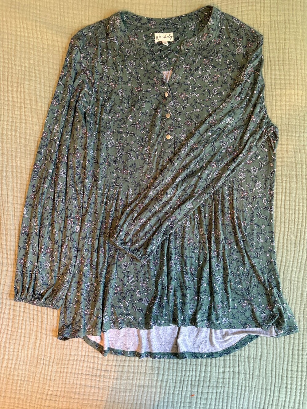 Wonderly Women’s Floral Tunic Top Size L Green Long Sleeve Boho Peasant Blouse